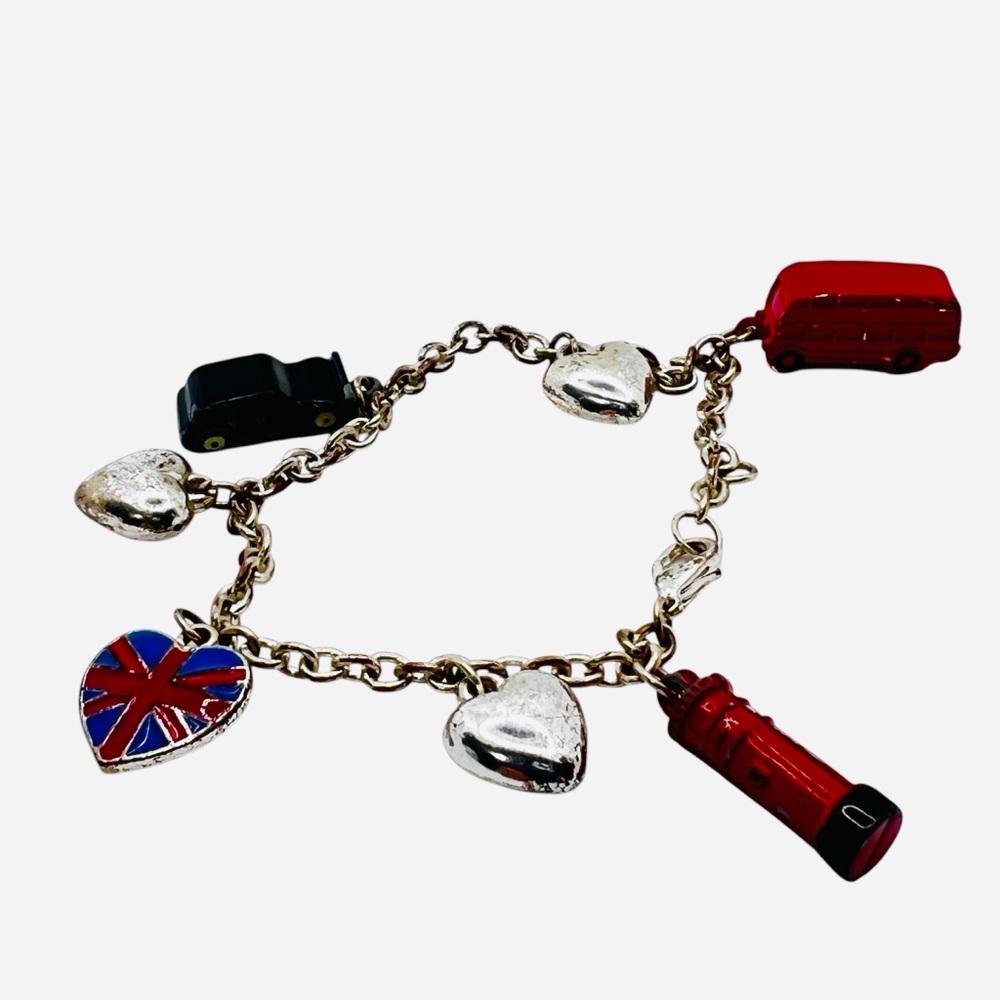 London Themed Charm Bracelet - Picture 3 of 5